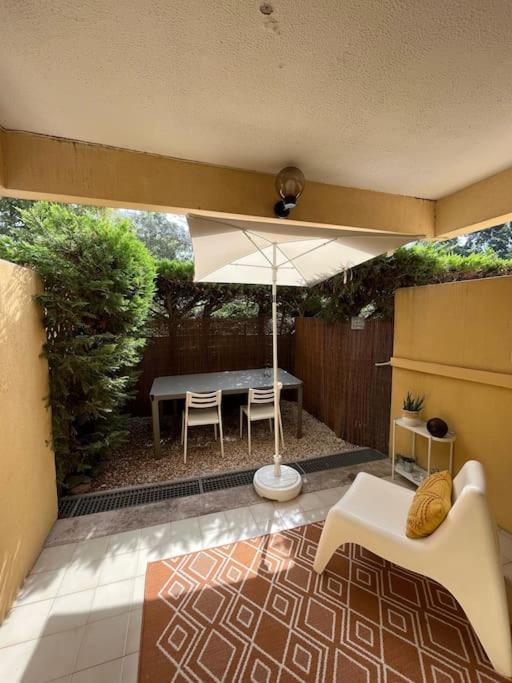 Studio Bord De Mer Boulouris A Saint Raphael Esterno foto