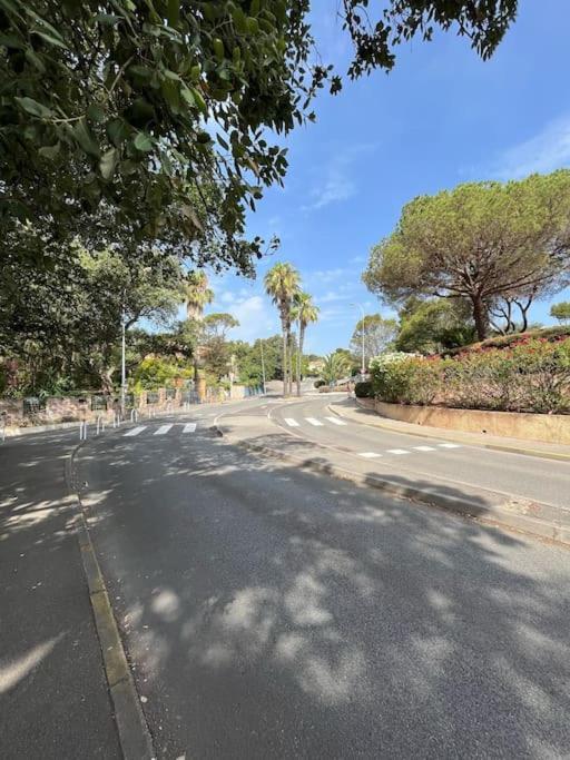 Studio Bord De Mer Boulouris A Saint Raphael Esterno foto